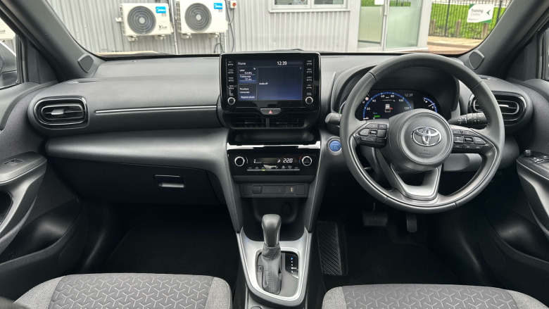 Toyota Yaris Cross 1.5 Hybrid Design 5dr CVT Hybrid Estate